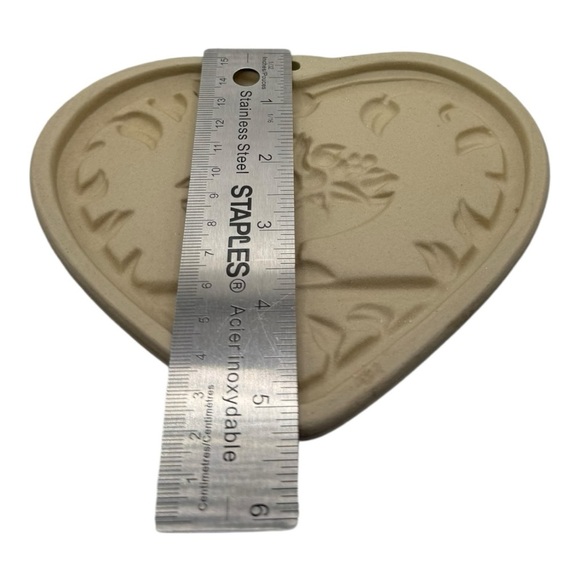 The Pampered Chef Vintage Autumn Wreath Stoneware Cookie Mold 1999 - Picture 4 of 6